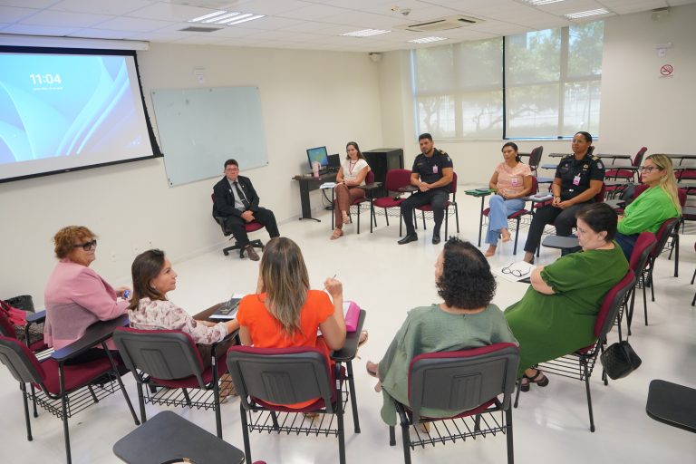 02-Reuniao-Ouvidoria-768x512