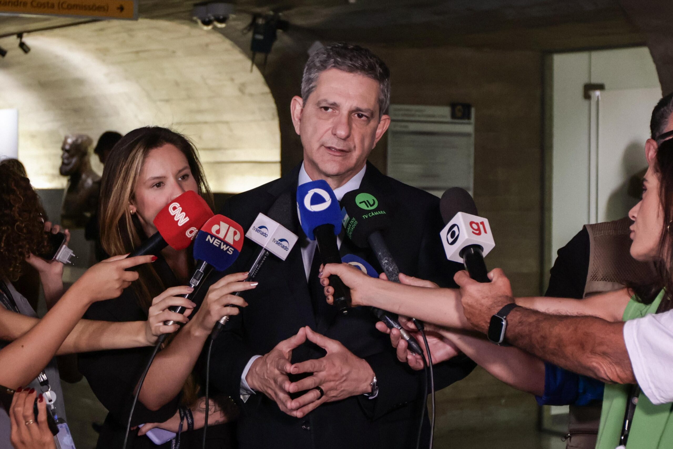 0130a4a2-eaca-488f-9c62-15ce943f5637 0130a4a2-eaca-488f-9c62-15ce943f5637