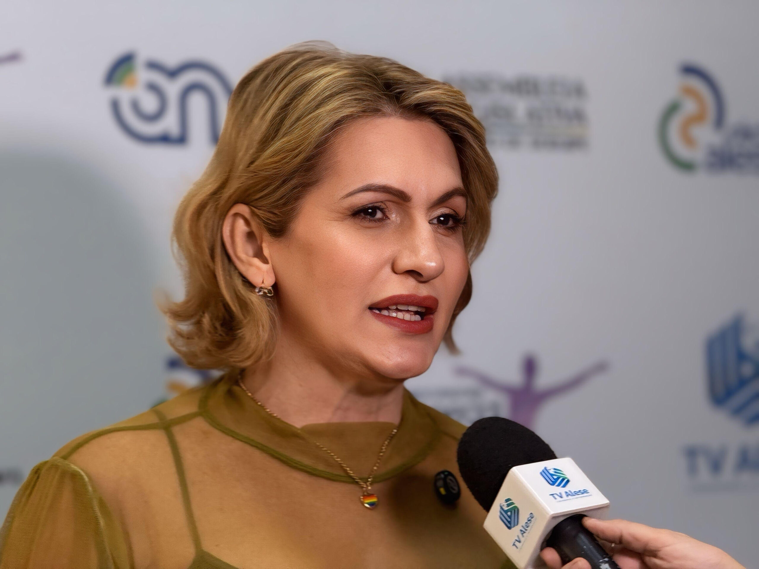 DEPUTADA LINDA BRASIL_DIVULGAÇÃO ASCOM