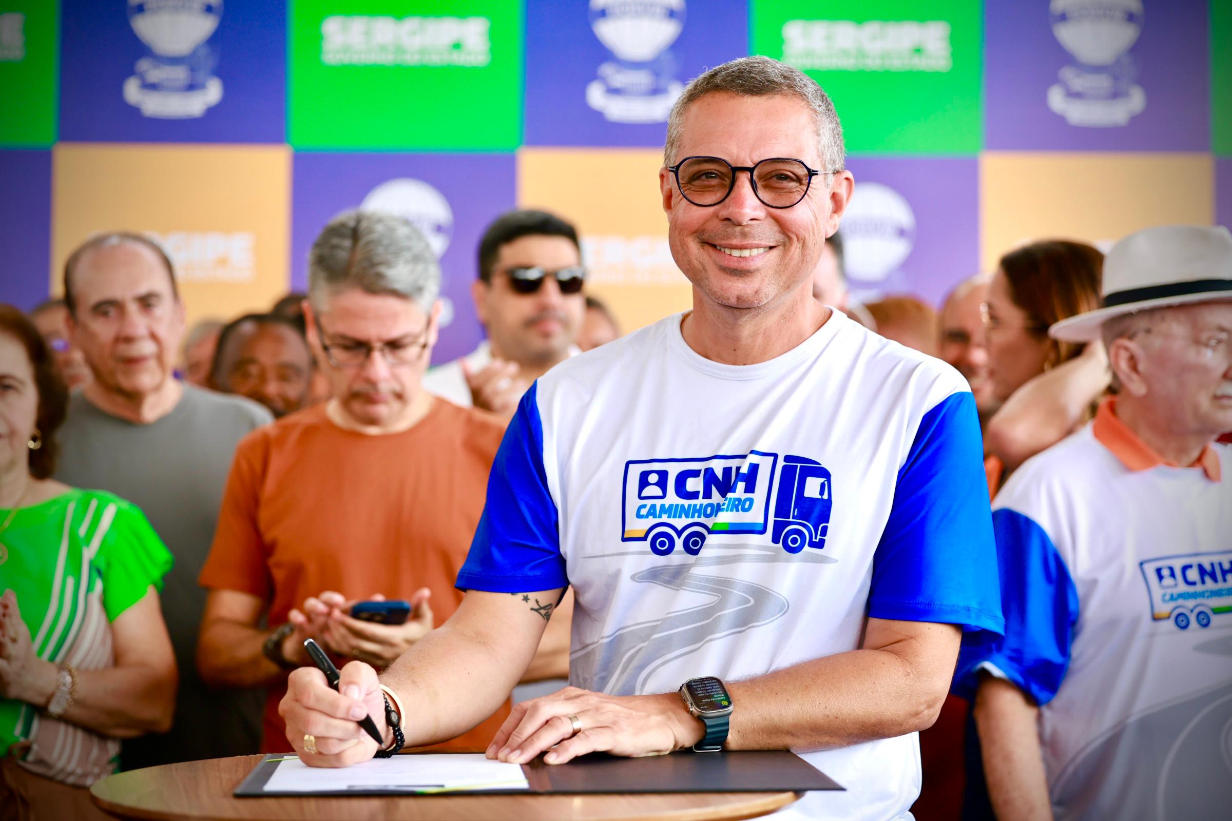 a08d914d-26ce-455d-9b43-9955861f0457