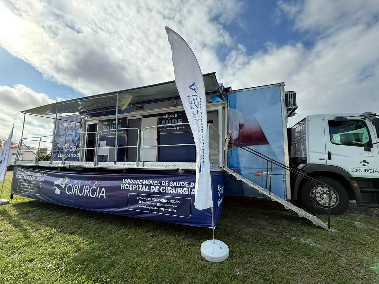 Unidade Móvel de Saúde do Hospital de Cirurgia (1) Unidade Móvel de Saúde do Hospital de Cirurgia (1)