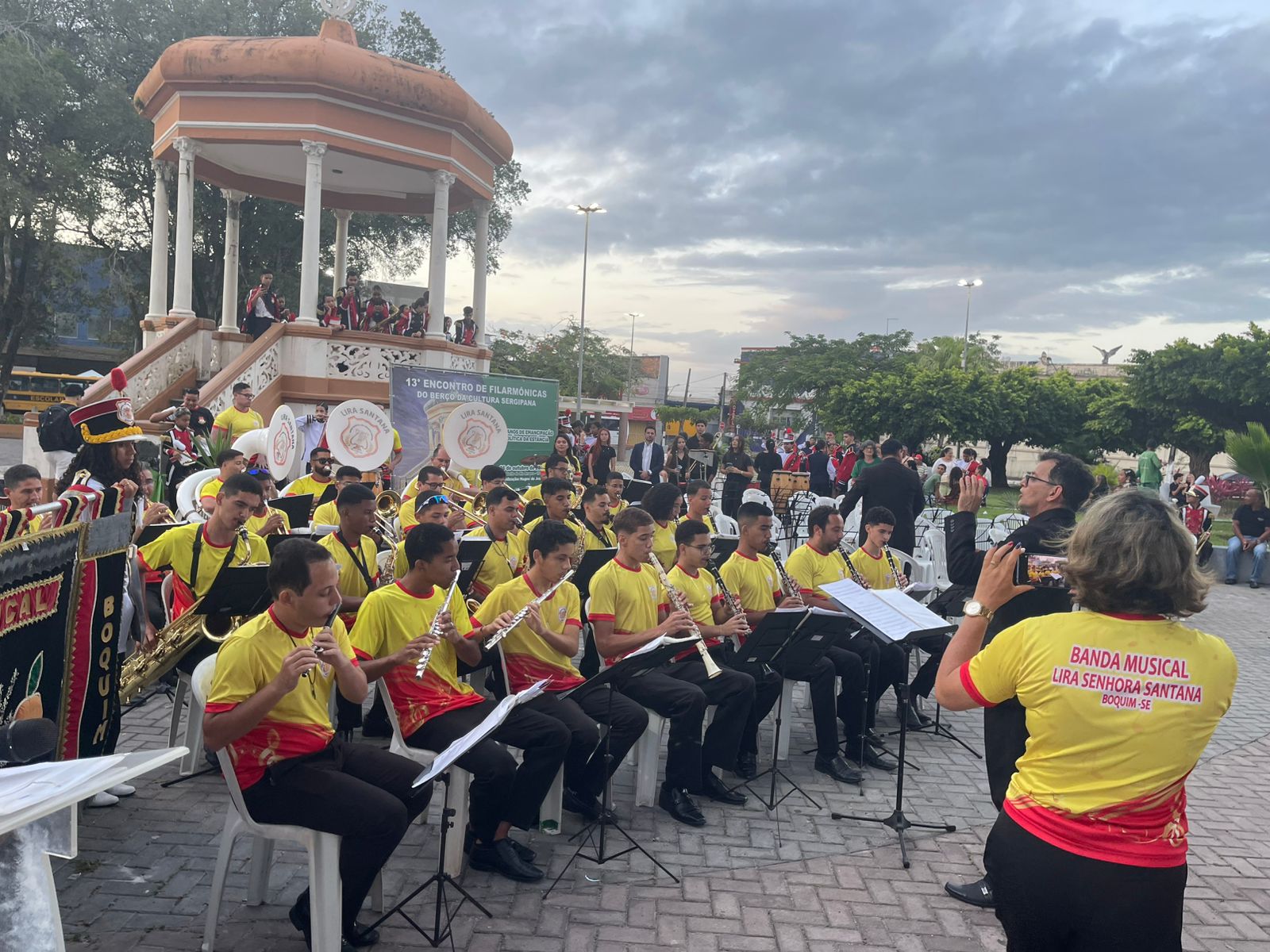 d85cfef3-619b-4357-81c7-5319d1567e41 d85cfef3-619b-4357-81c7-5319d1567e41