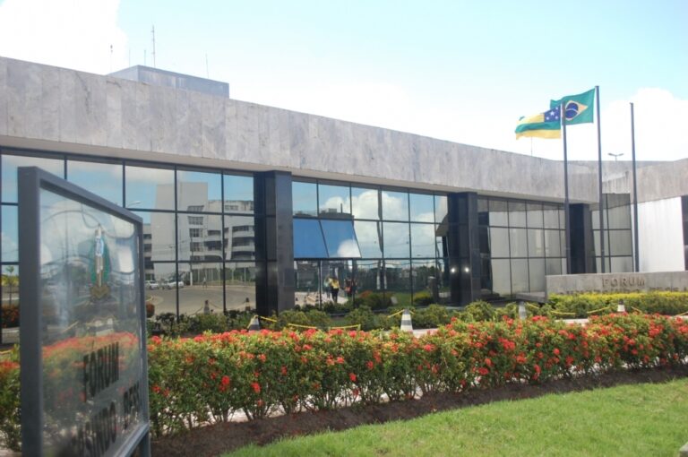 grande-forum-gumersindo30092015-768x510