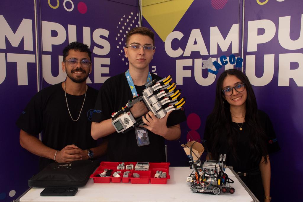 phpThumb_generated_thumbnail (6) phpThumb_generated_thumbnail (6)