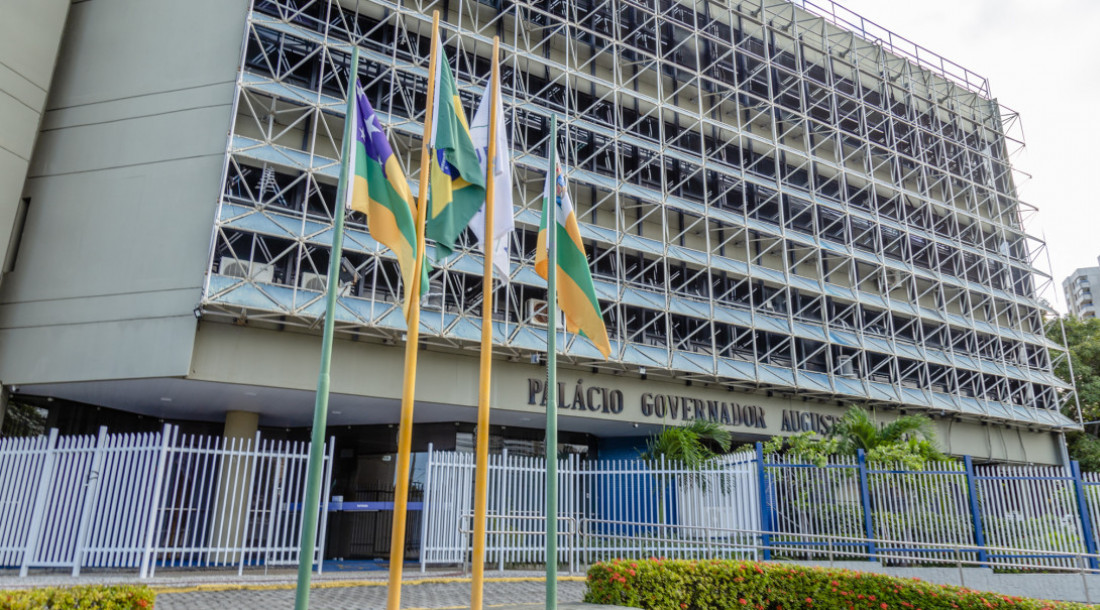 slide_c21068c346eade09d368b9ed36f3c631 slide_c21068c346eade09d368b9ed36f3c631