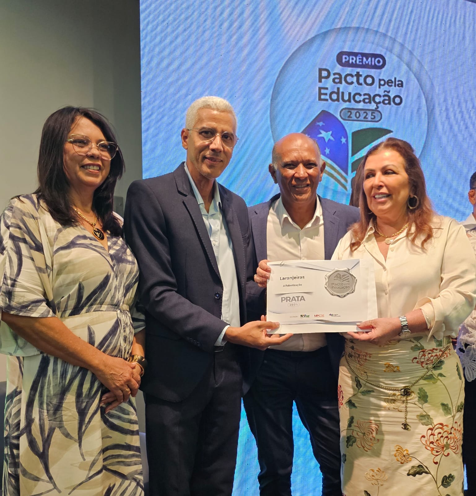 9abbdec7-a4a4-49b8-a972-701f64a1c943