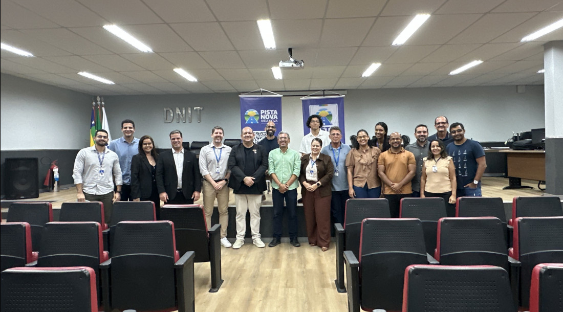 slide_9ba1778d5fc336ba33f30c5aef69c93c