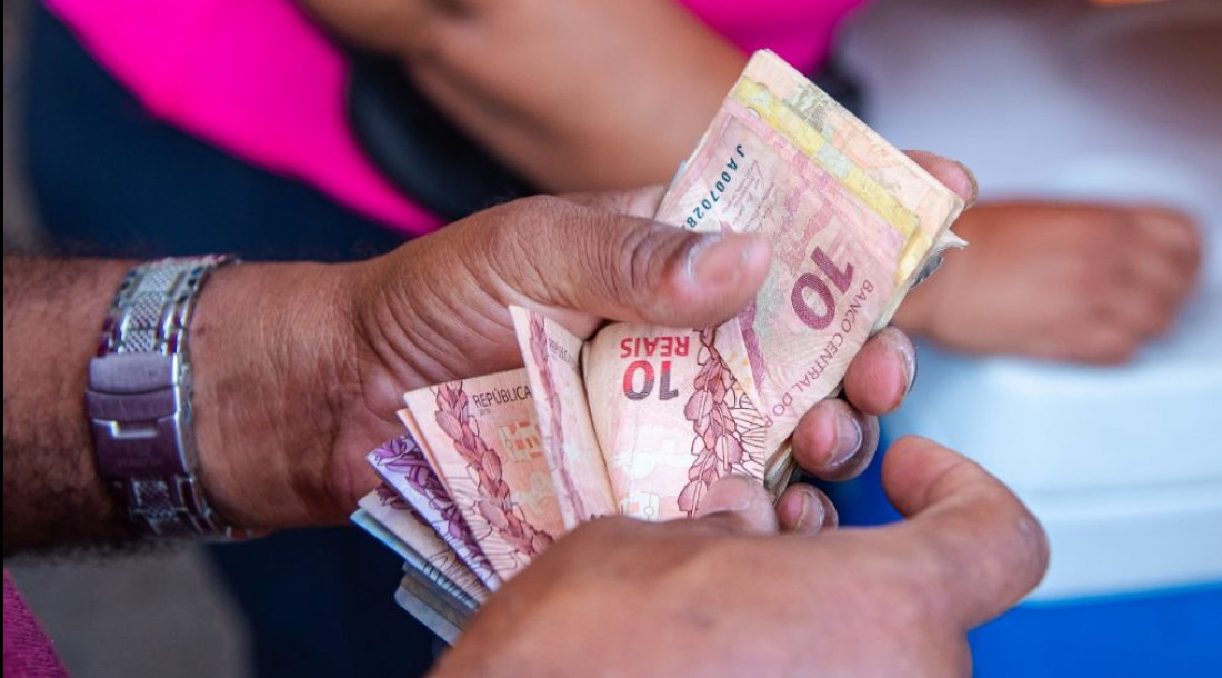 slide_dd749b50a99c9e3892990c30a3213d73