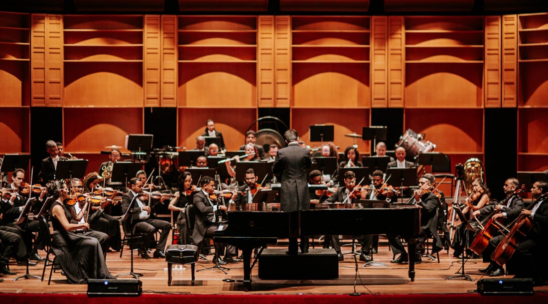 slide_e291990febaf7a686be986db90c719c9