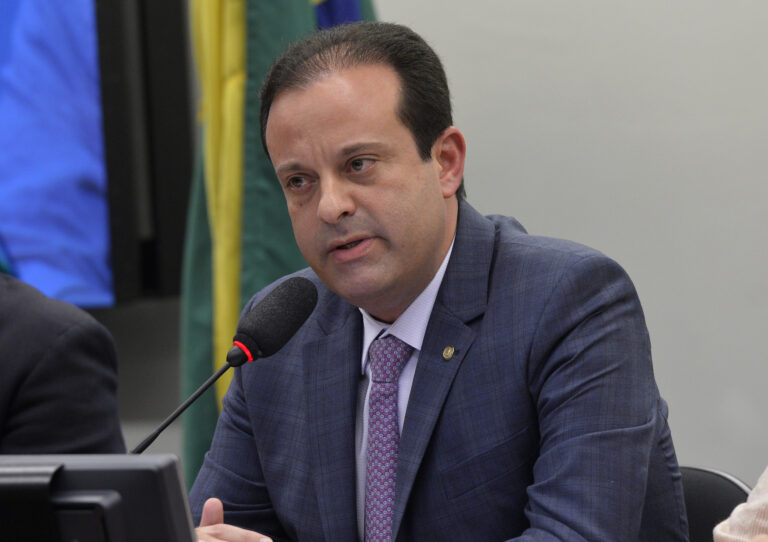 Instalação da comissão especial que analisará a PEC que reduz a maioridade penal de 18 para 16 anos. Na foto: O presidente ,dep. André Moura (Wilson Dias/Agência Brasil)